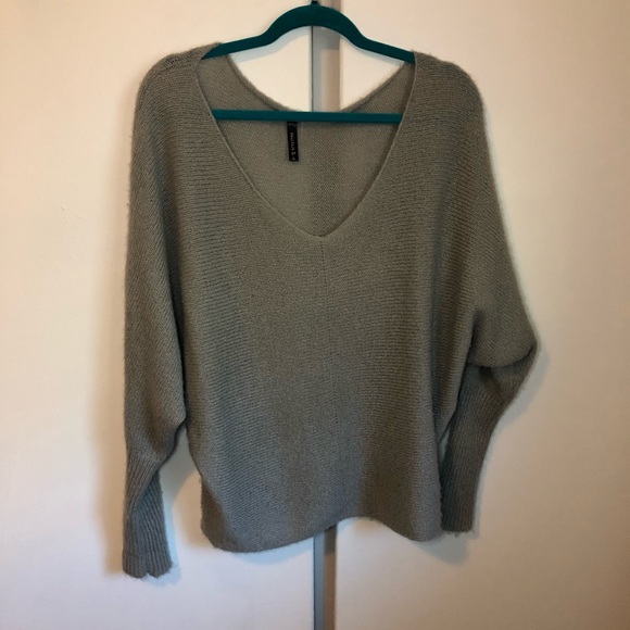 Full Tilt Sweaters - Grey loose fitted sweater medium